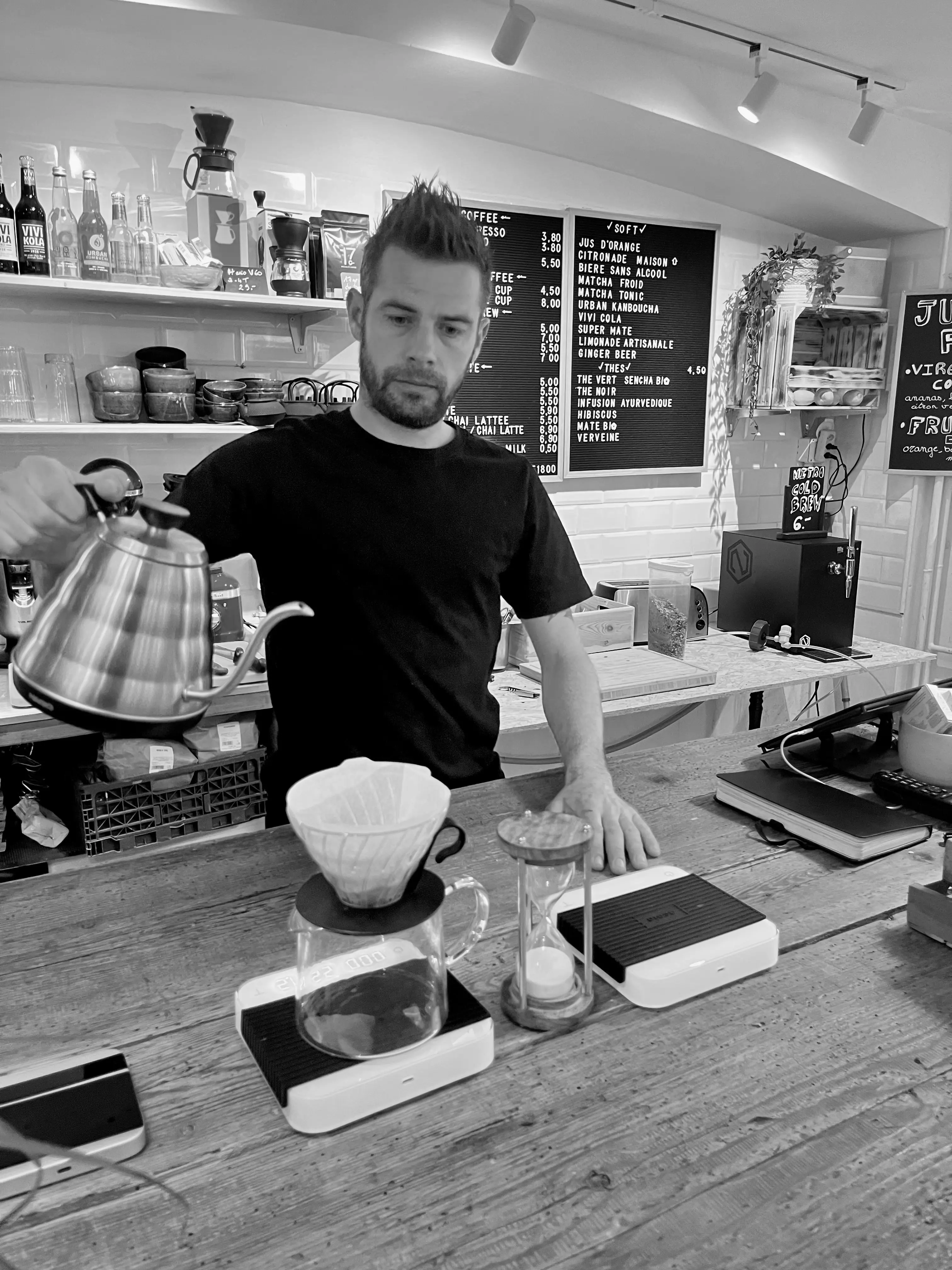 image of chef in the kitchen (for a chinese restaurant)